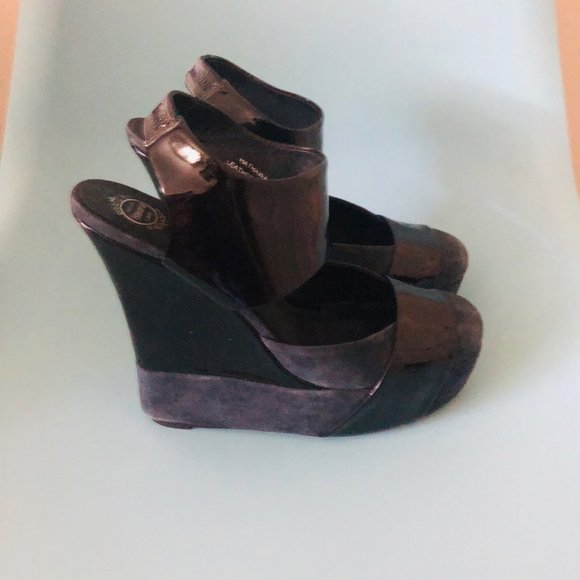 Jeffrey Campbell Hathaway Wedges - Picture 1 of 4
